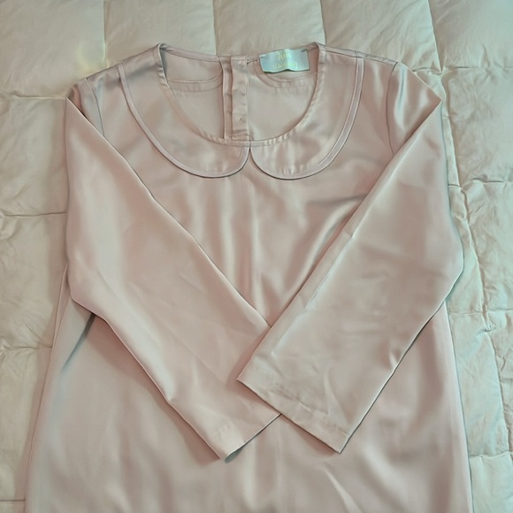 Pale pink Peter Pan satin top - Picture 3 of 4